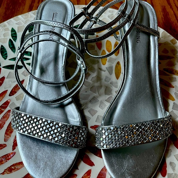 Silver formal shoes - Picture 2 of 3